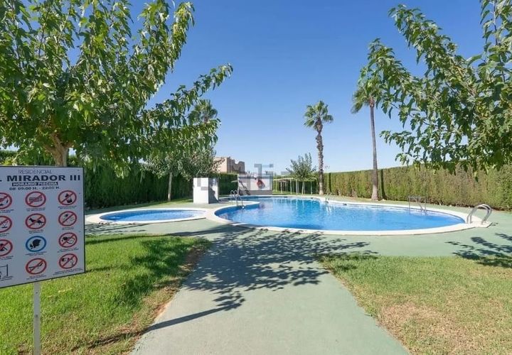 Bungalou a Torrevieja, Alicante, Torrevieja - € 159.500 | Ref: 1652 - foto 1